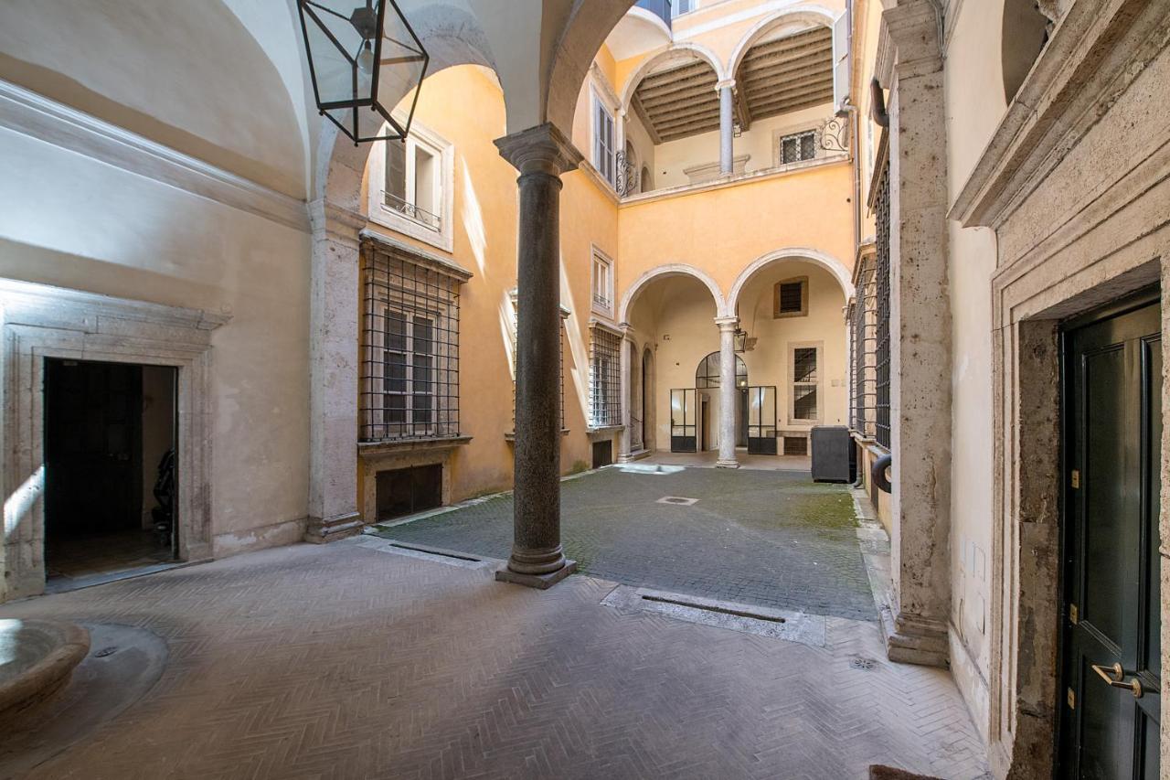 Banchi Apartments - Castel Sant'Angelo Рим Екстер'єр фото