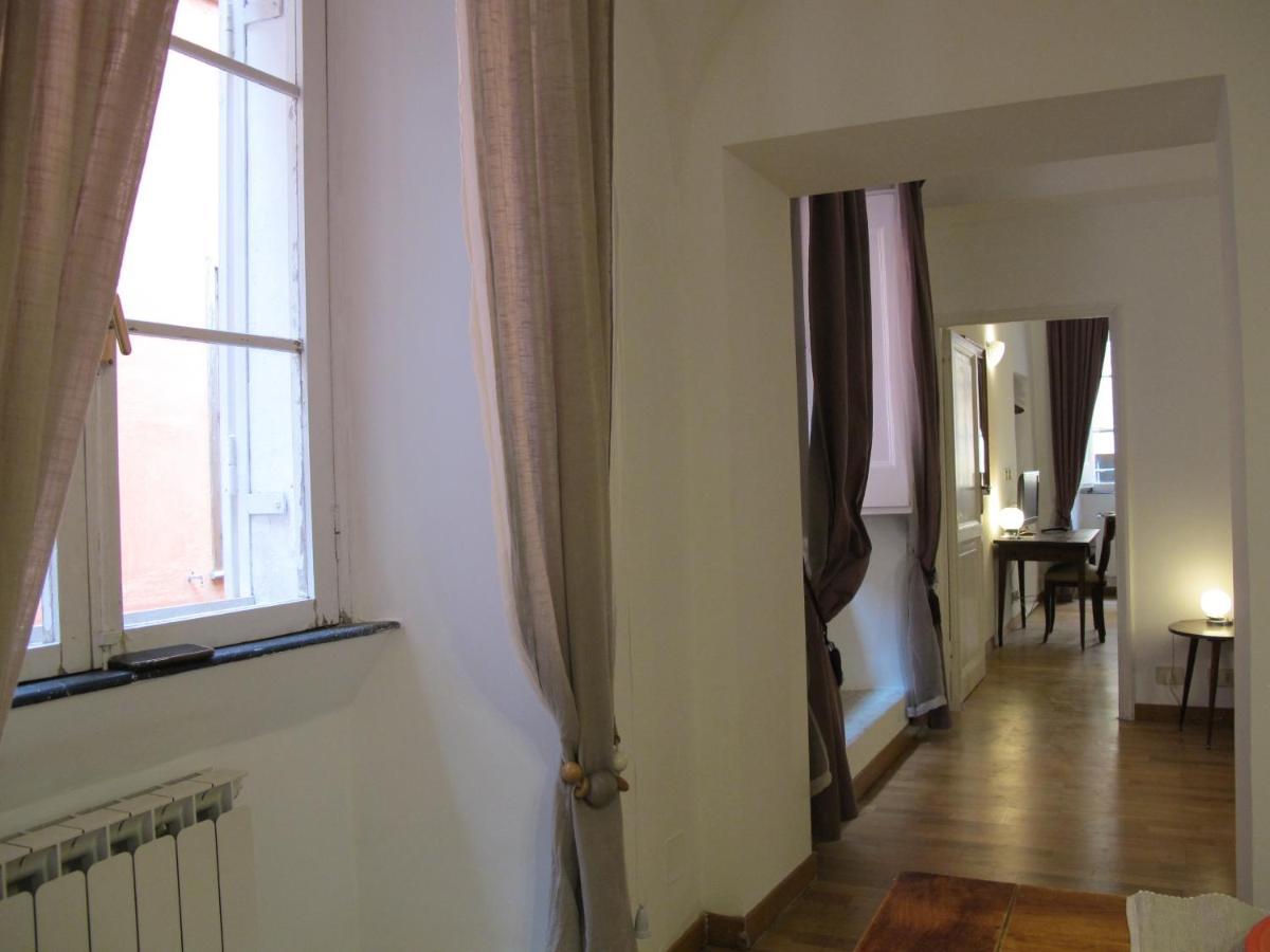 Banchi Apartments - Castel Sant'Angelo Рим Екстер'єр фото