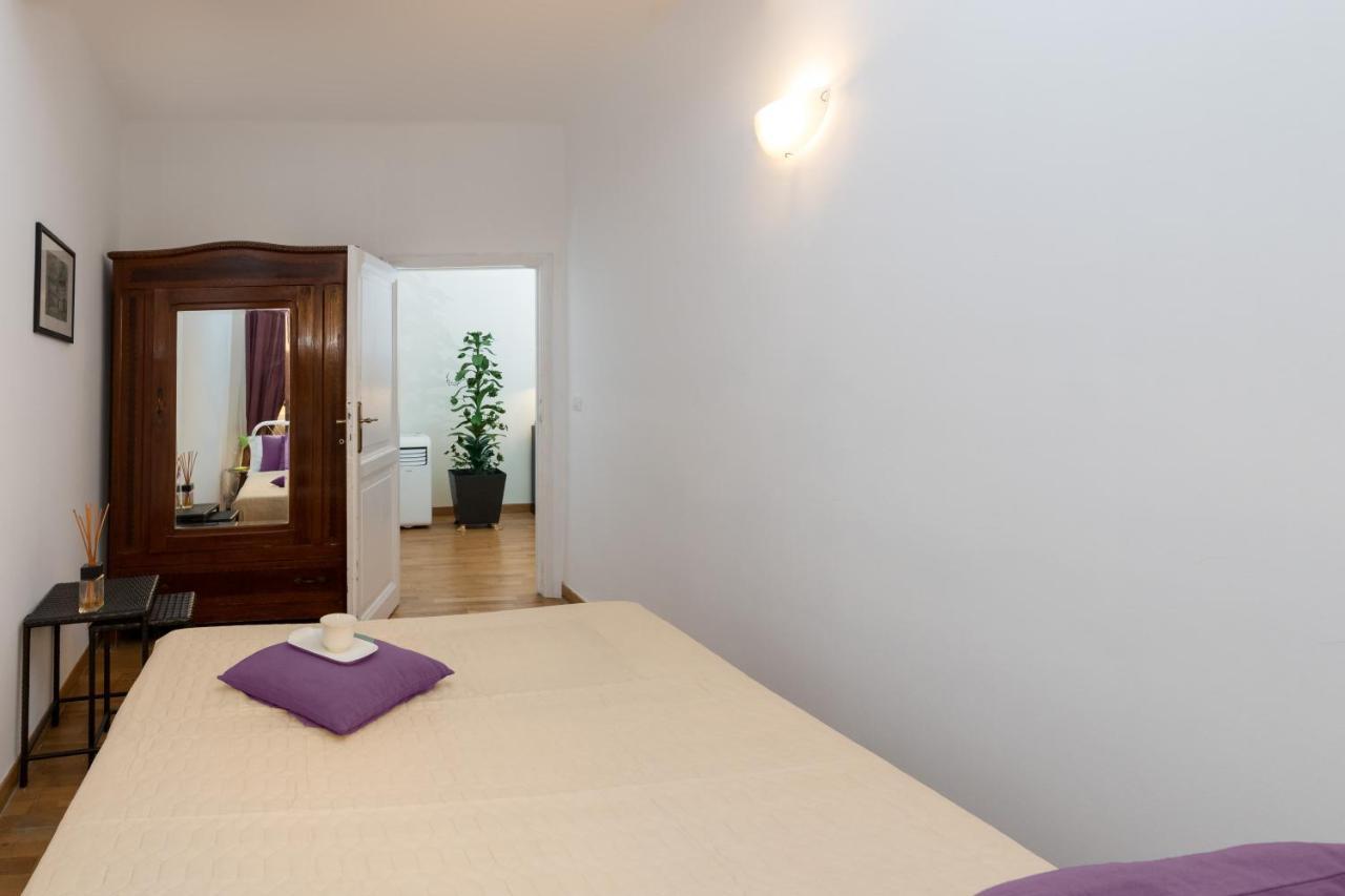 Banchi Apartments - Castel Sant'Angelo Рим Екстер'єр фото