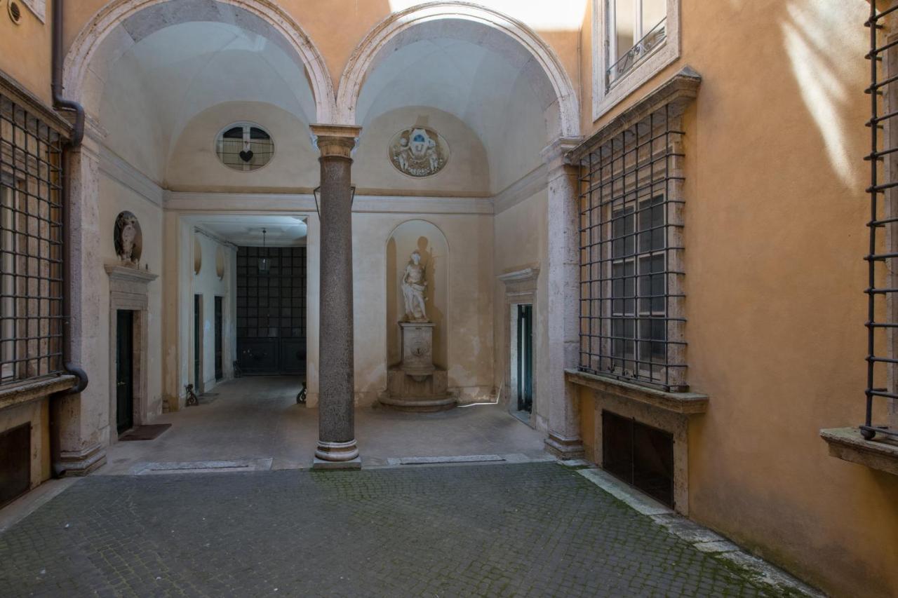 Banchi Apartments - Castel Sant'Angelo Рим Екстер'єр фото