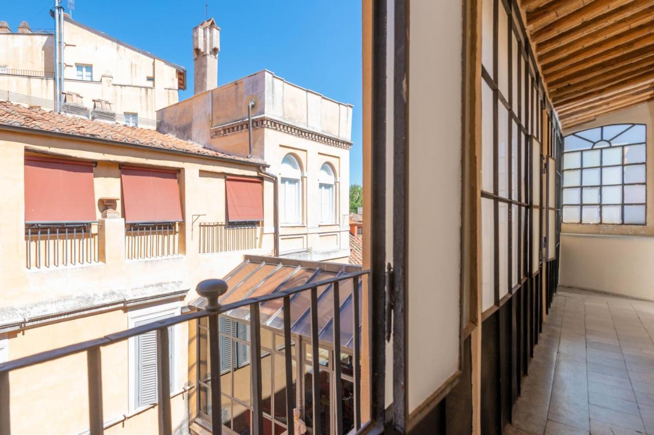Banchi Apartments - Castel Sant'Angelo Рим Екстер'єр фото
