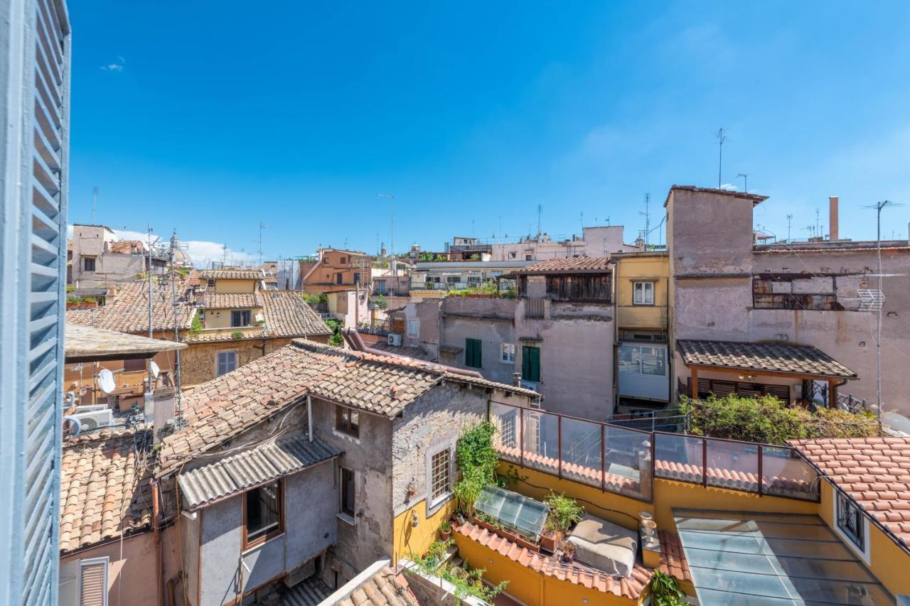 Banchi Apartments - Castel Sant'Angelo Рим Екстер'єр фото